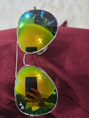 Ray-Ban Aviator Sunglasses in Green-Yellow Mirrored Lenses  NO CASE!